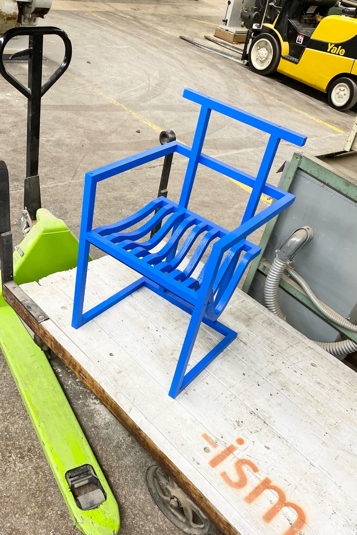 19 CHAIRS EDIT