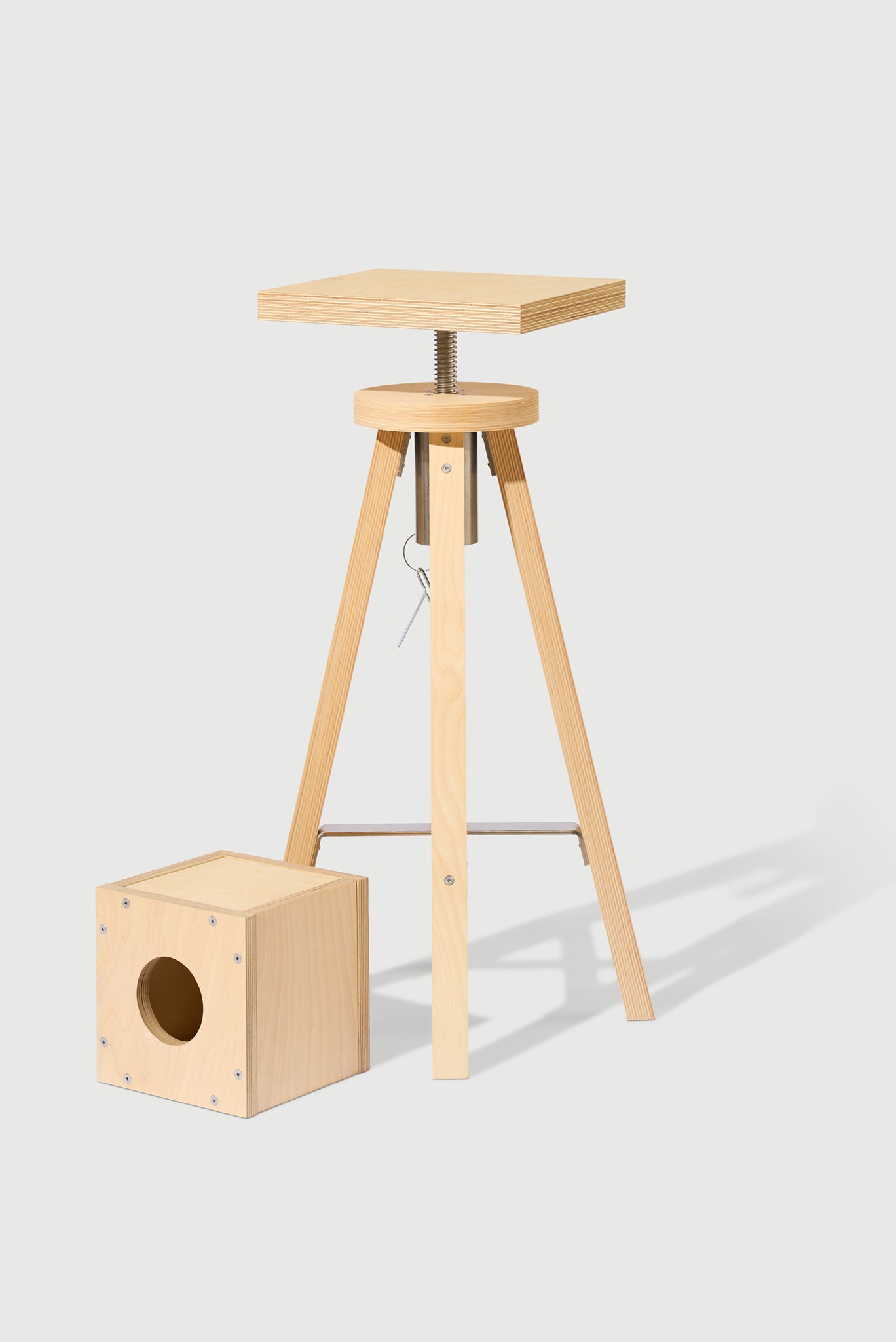 Sculptor's Stand Stool #2.5