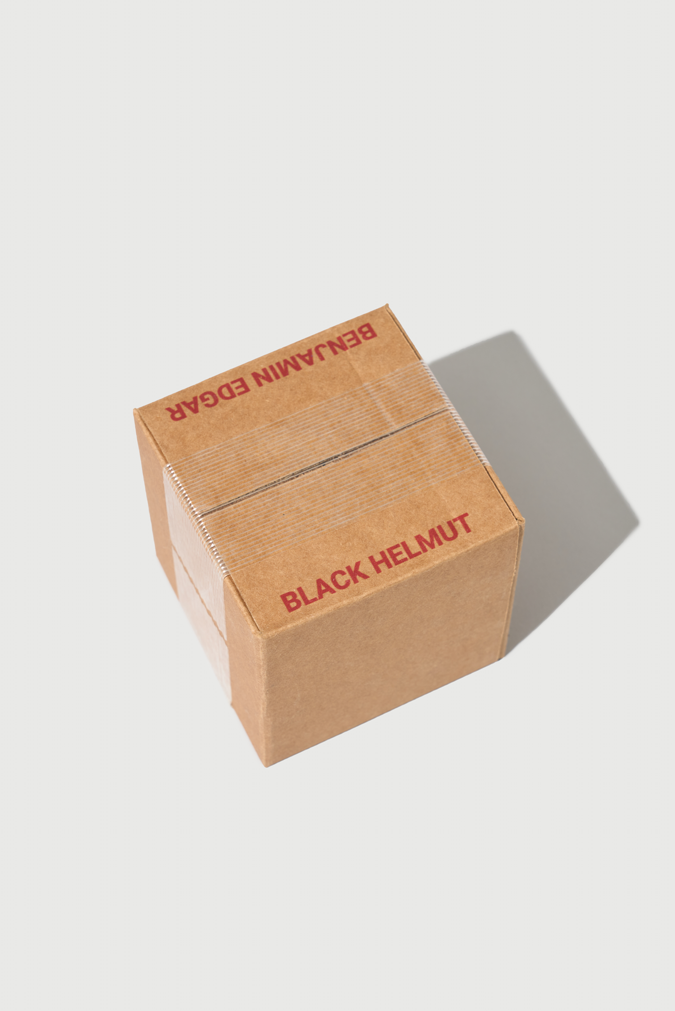BLACK HELMUT & BENJAMIN EDGAR CANDLE